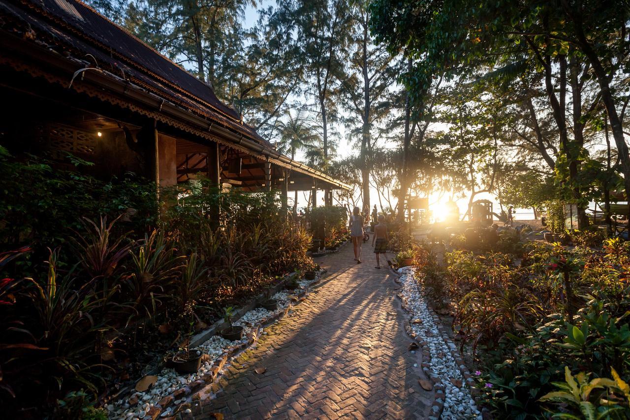 Bamboo Bungalows Koh Phayam Luaran gambar