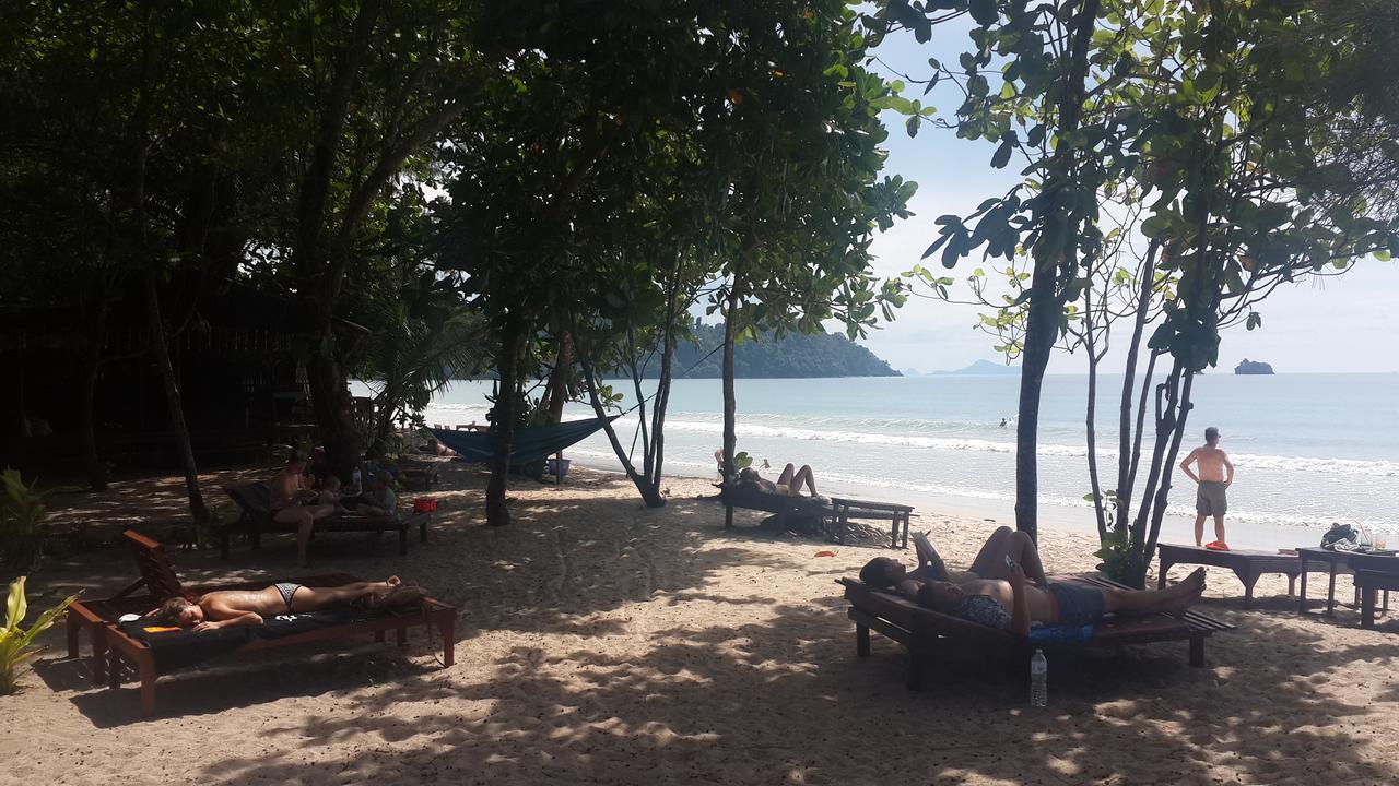Bamboo Bungalows Koh Phayam Luaran gambar