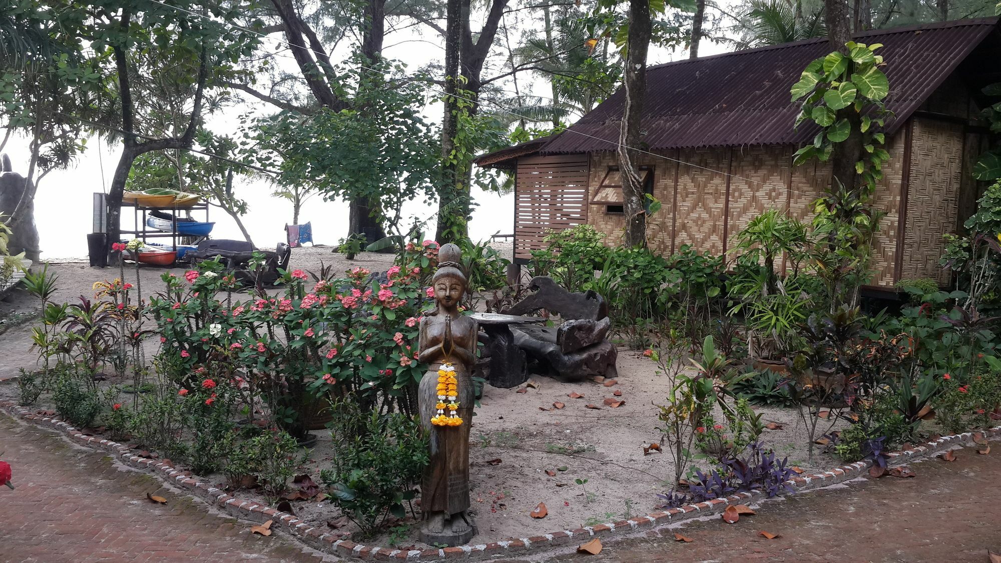 Bamboo Bungalows Koh Phayam Luaran gambar